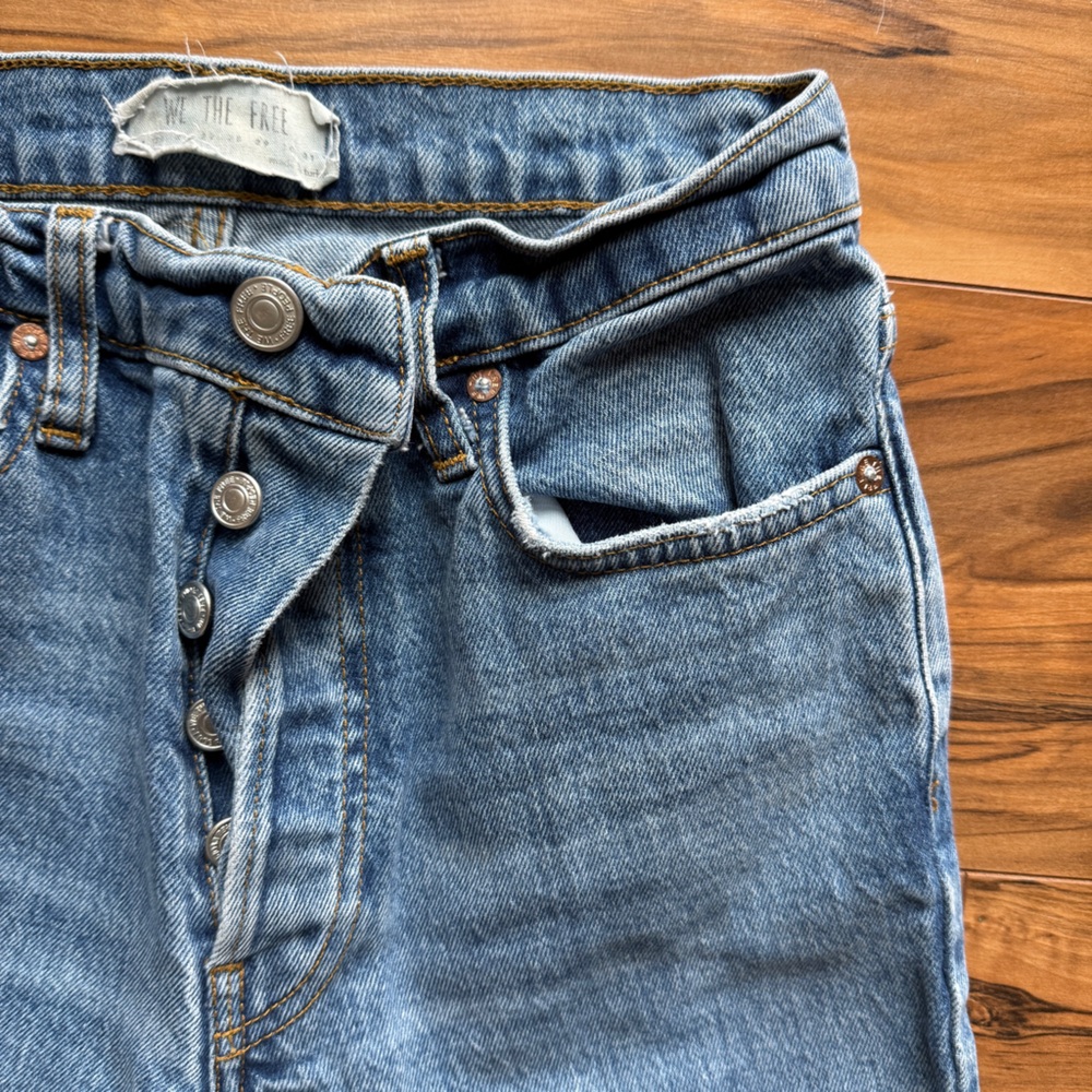 Free People Light Blue Skinny Jeans - Picture 3 of 11